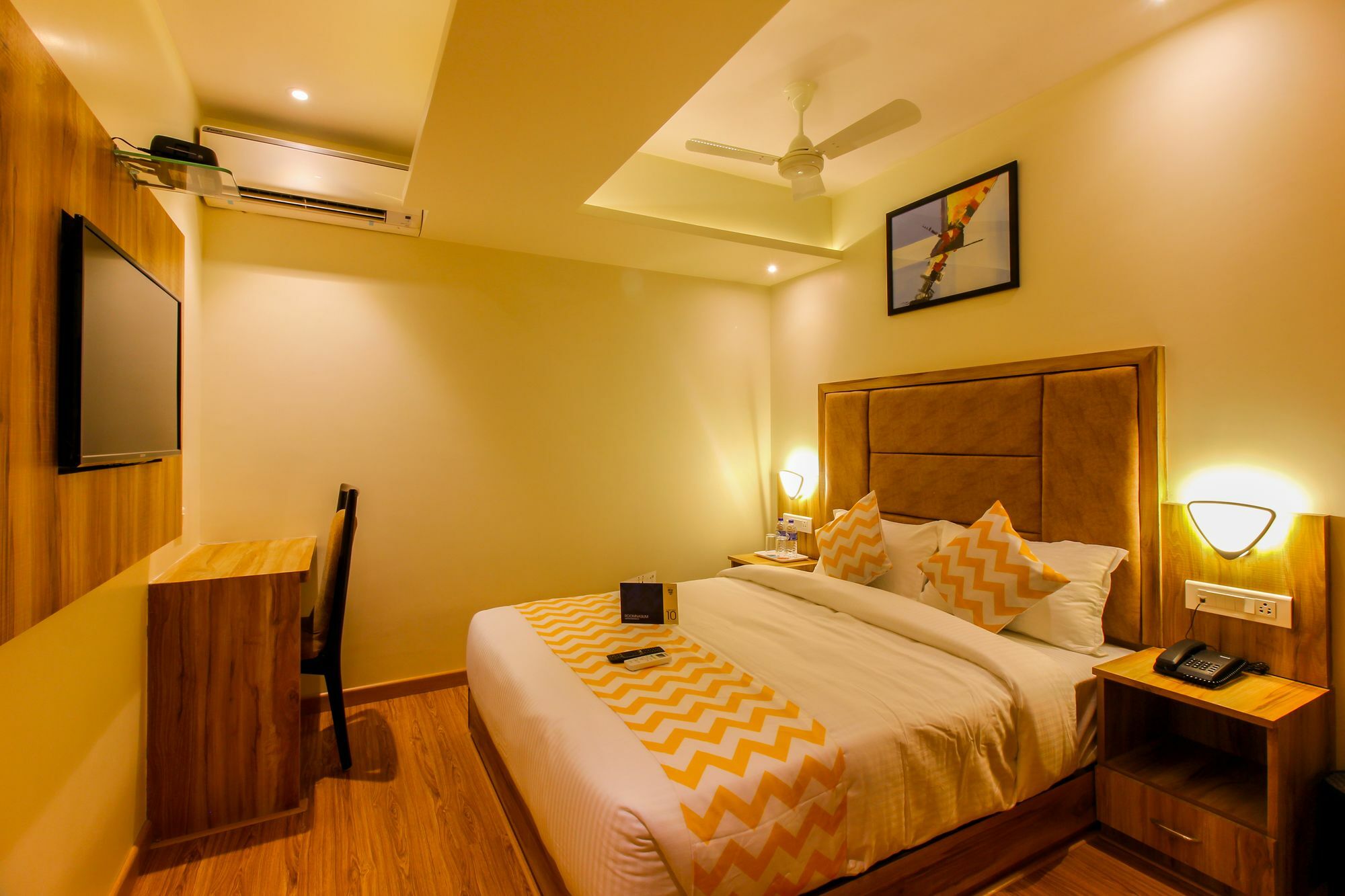 Fluorescent By Bizzgrow Hotels International Airport - Formerly Known As Byaris International Mumbai Luaran gambar