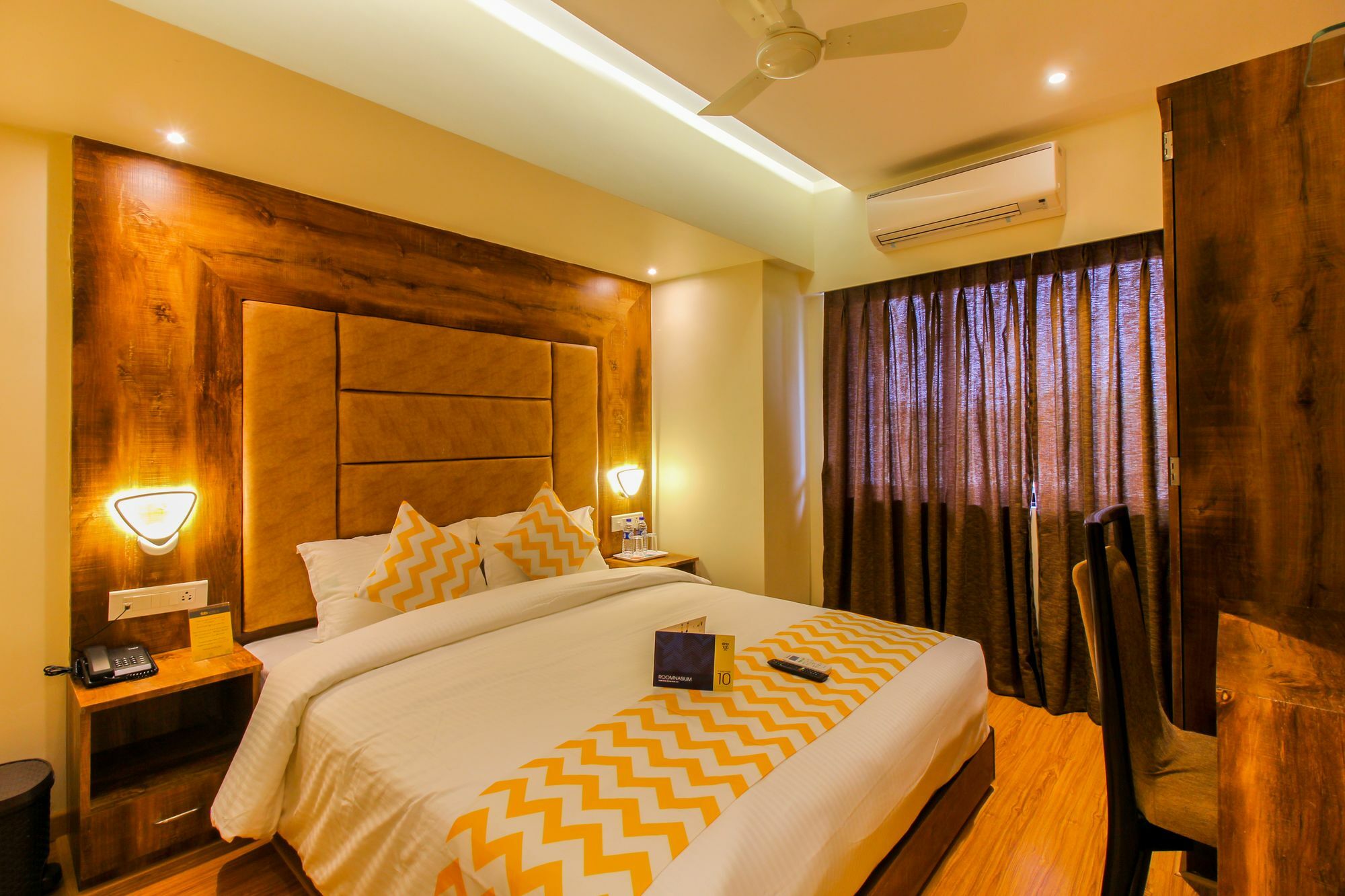 Fluorescent By Bizzgrow Hotels International Airport - Formerly Known As Byaris International Mumbai Luaran gambar