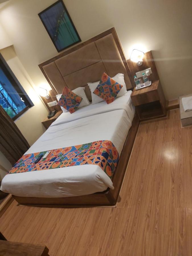 Fluorescent By Bizzgrow Hotels International Airport - Formerly Known As Byaris International Mumbai Luaran gambar
